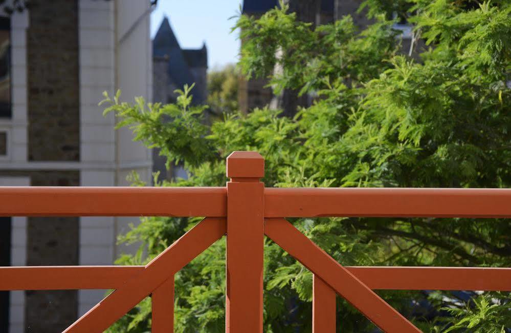 Les Charmettes Hotel Saint-Malo Exterior photo