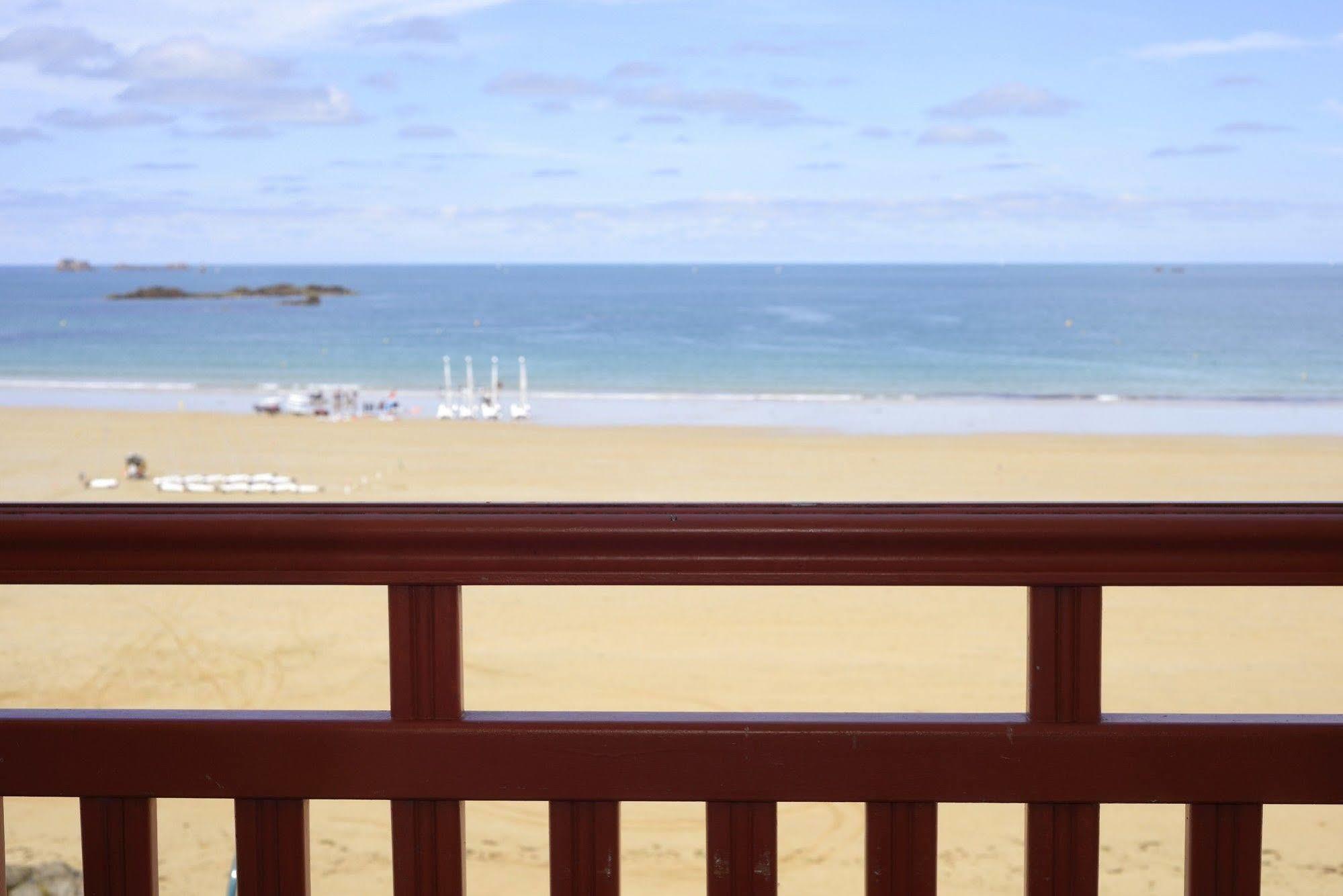 Les Charmettes Hotel Saint-Malo Exterior photo